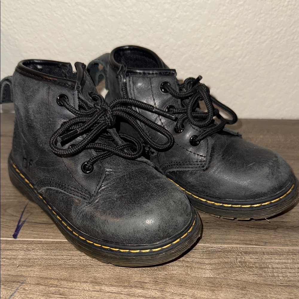 Piper Finn Leather Boots